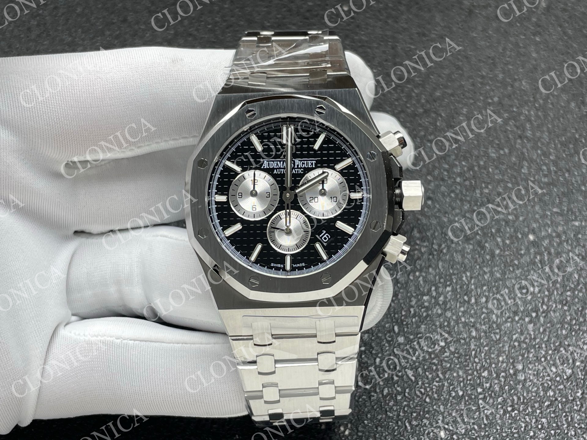 ROYAL OAK CHRONO 26331 SS BLACK DIAL SILVER SUBDIAL ON SS BRACELET A2385