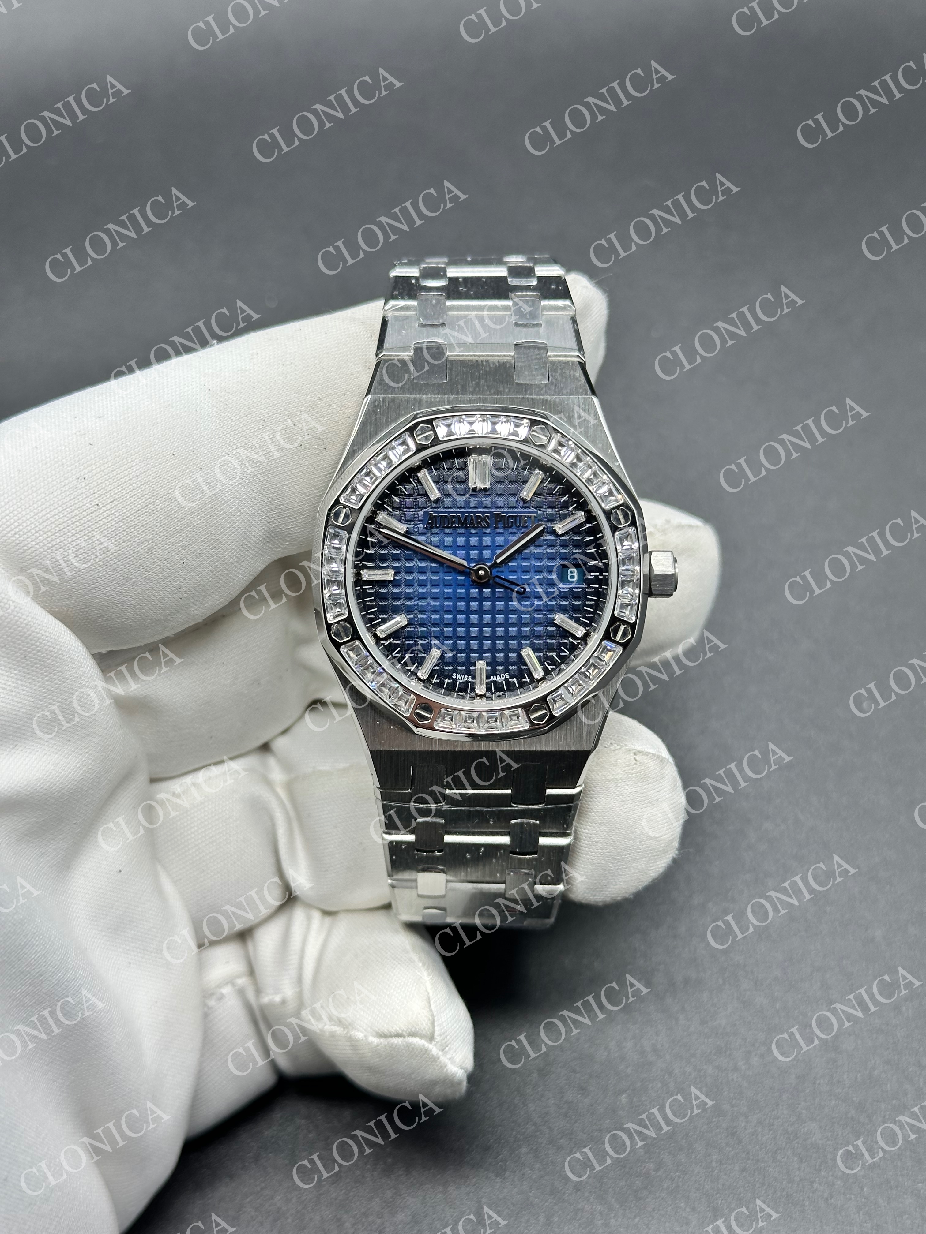 AUDEMARS PIGUET 34 mm SS  AUTOMATIC OMBRE BLUE TEXTURED DIAL DIAMOND BEZEL ON SS BRACELET