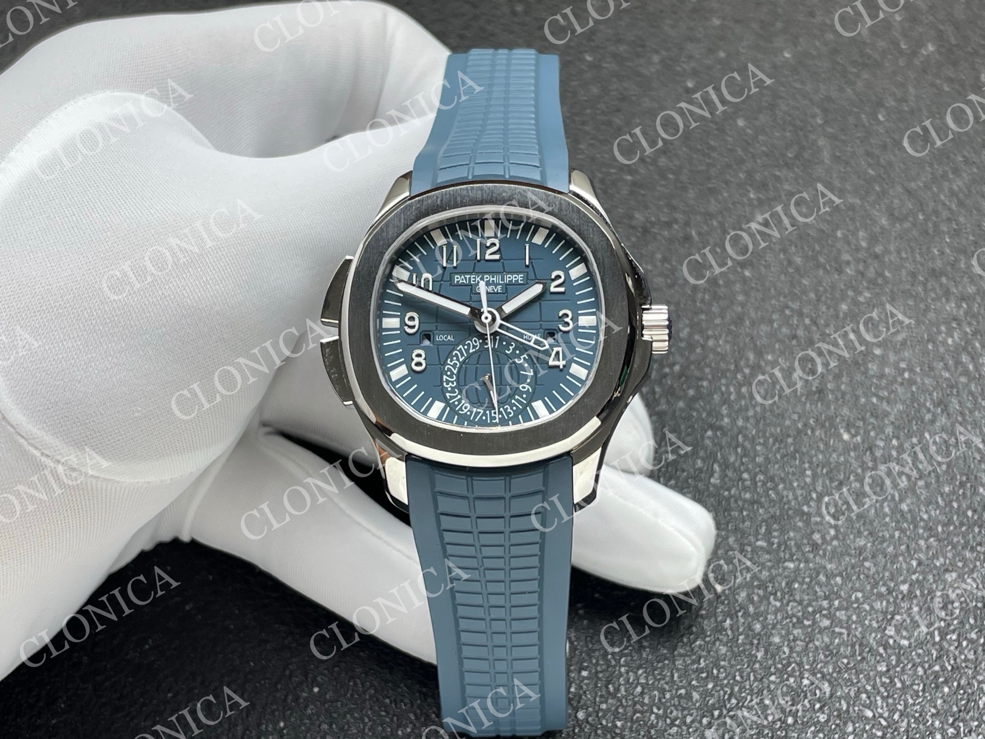 AQUANAUT 5164G SS BLUE DIAL ON BLUE RUBBER 