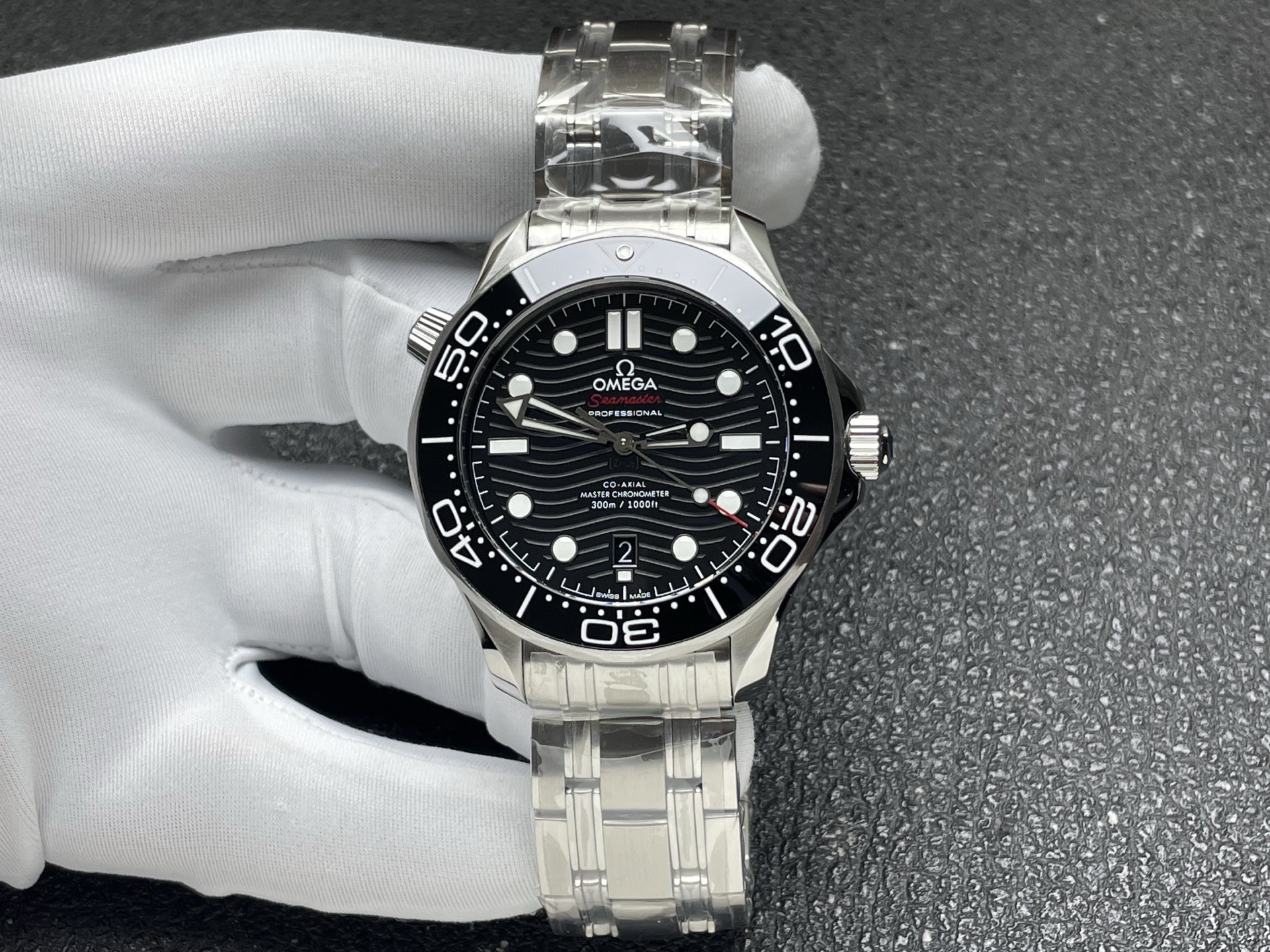 SEAMASTER DIVER 300M BLACK CERAMIC BEZEL BLACK DIAL 