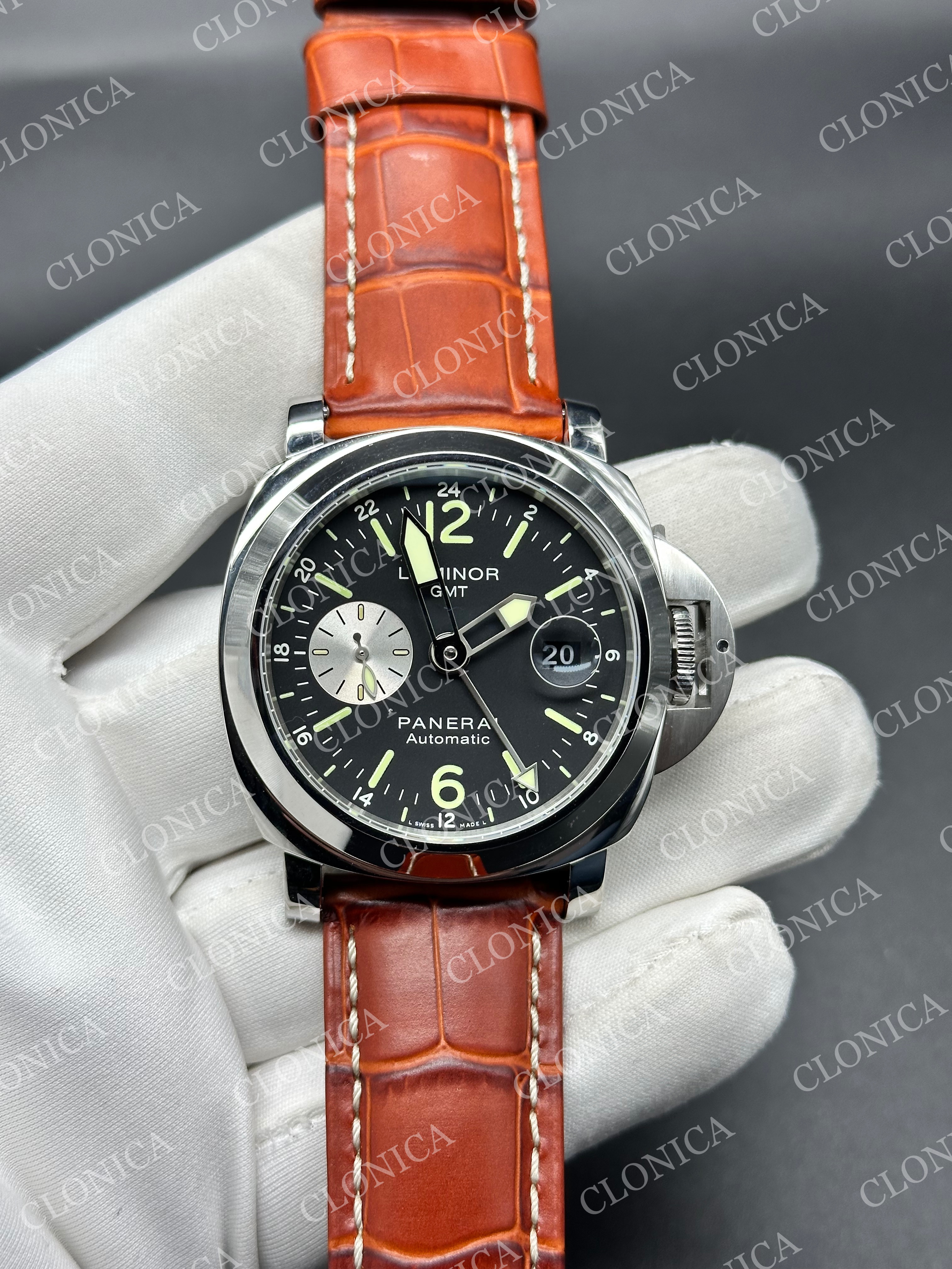 PAM088 1:1 GREEN DIAL ON BROWN LEATHER STRAP P.9010 CLONE