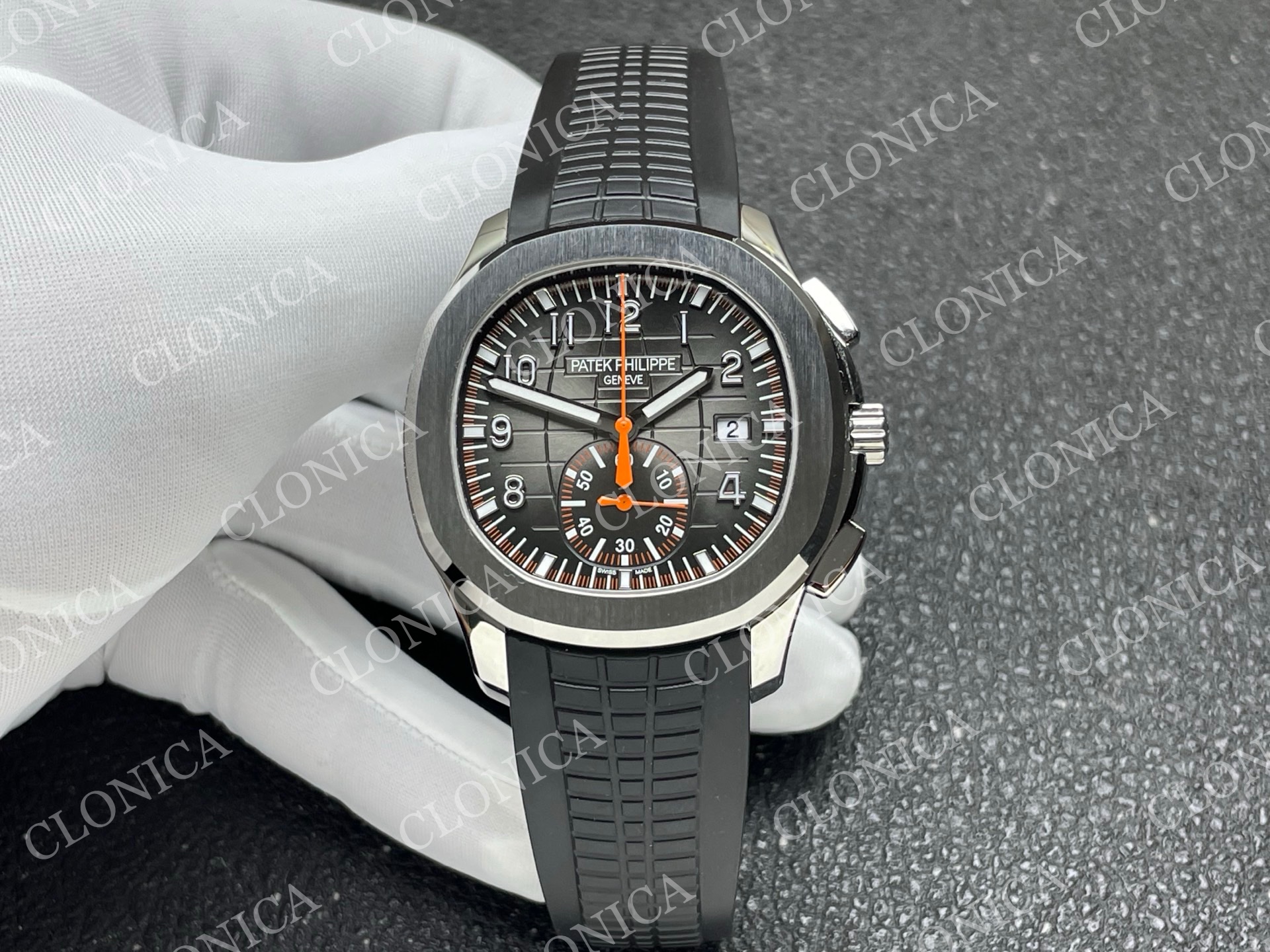 AQUANAUT 5968 SS GRAY DIAL ON BLACK RUBBER STRAP