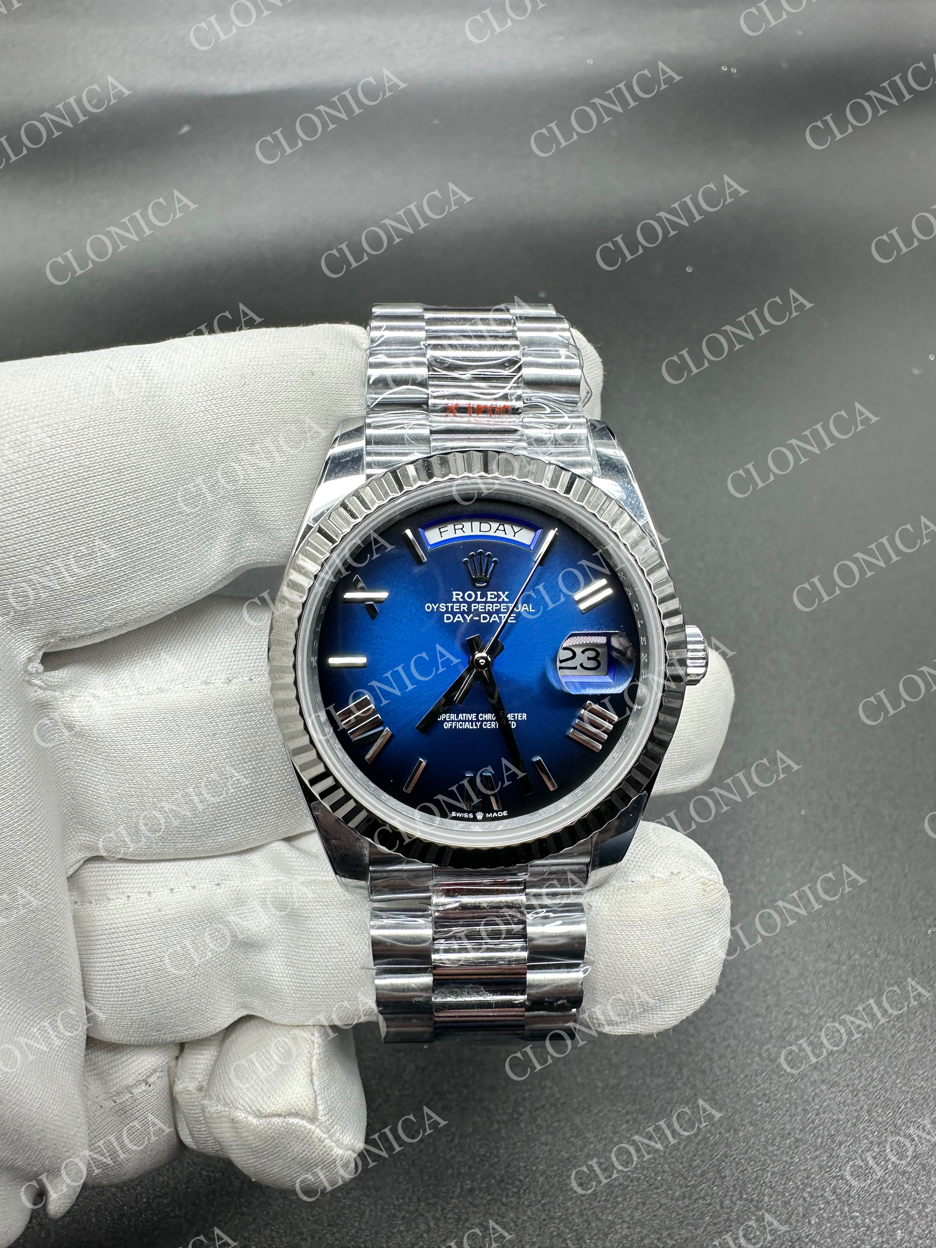 DAY DATE 228239 40MM GAIN WEIGHT BLUE OMBRE DIAL ROMAN MARKER ON WG PRESIDENT BRACELET