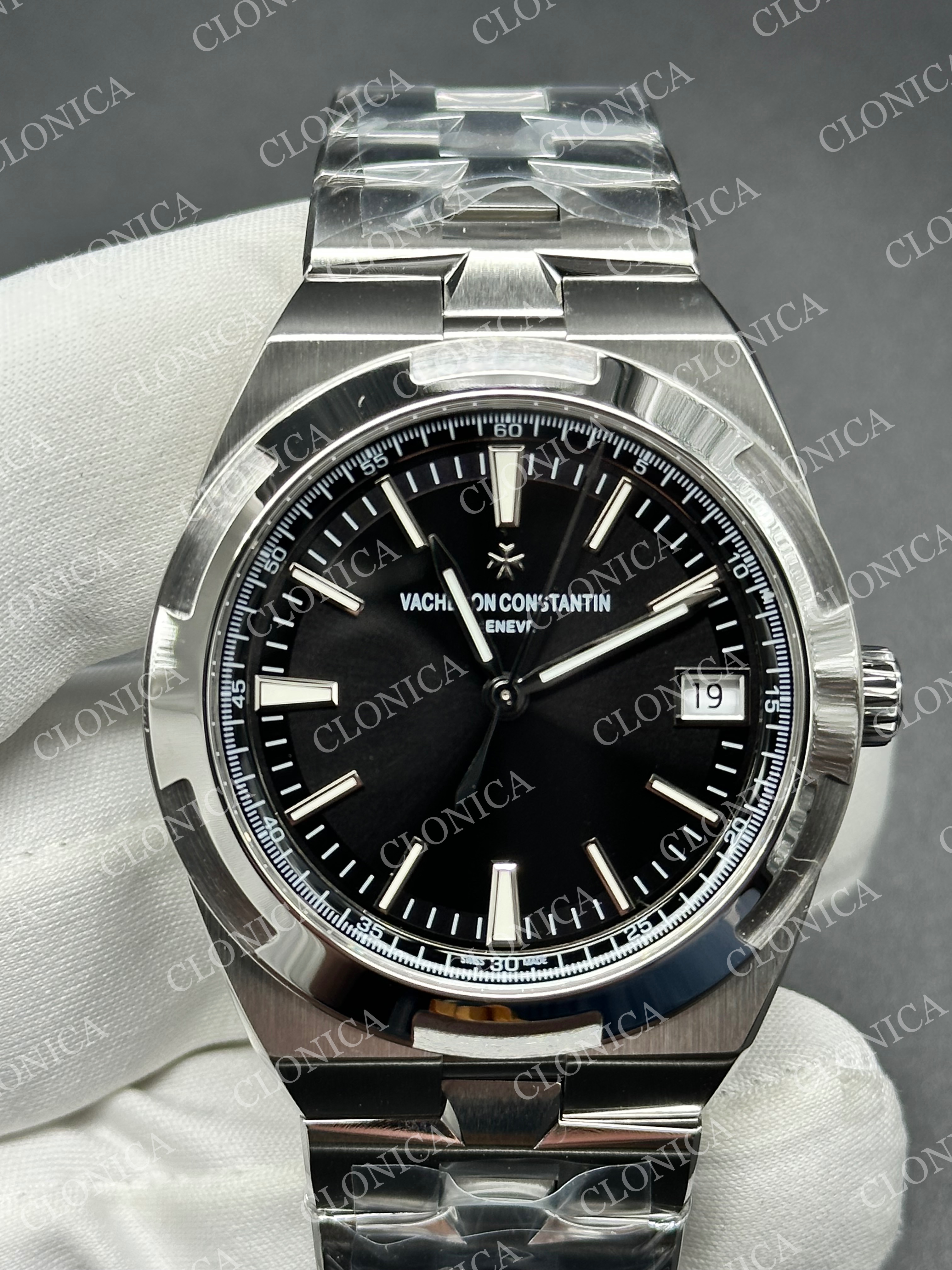 OVERSEAS 4500V SS BLACK DIAL ON SS BRACELET SUPER CLONE 5100 V2
